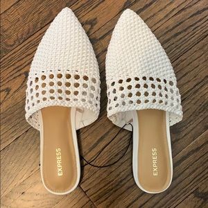 WOVEN POINTED TOE MULES